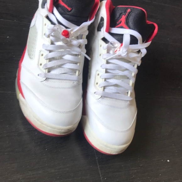 Og retro fire red Jordan 5’s main image 4